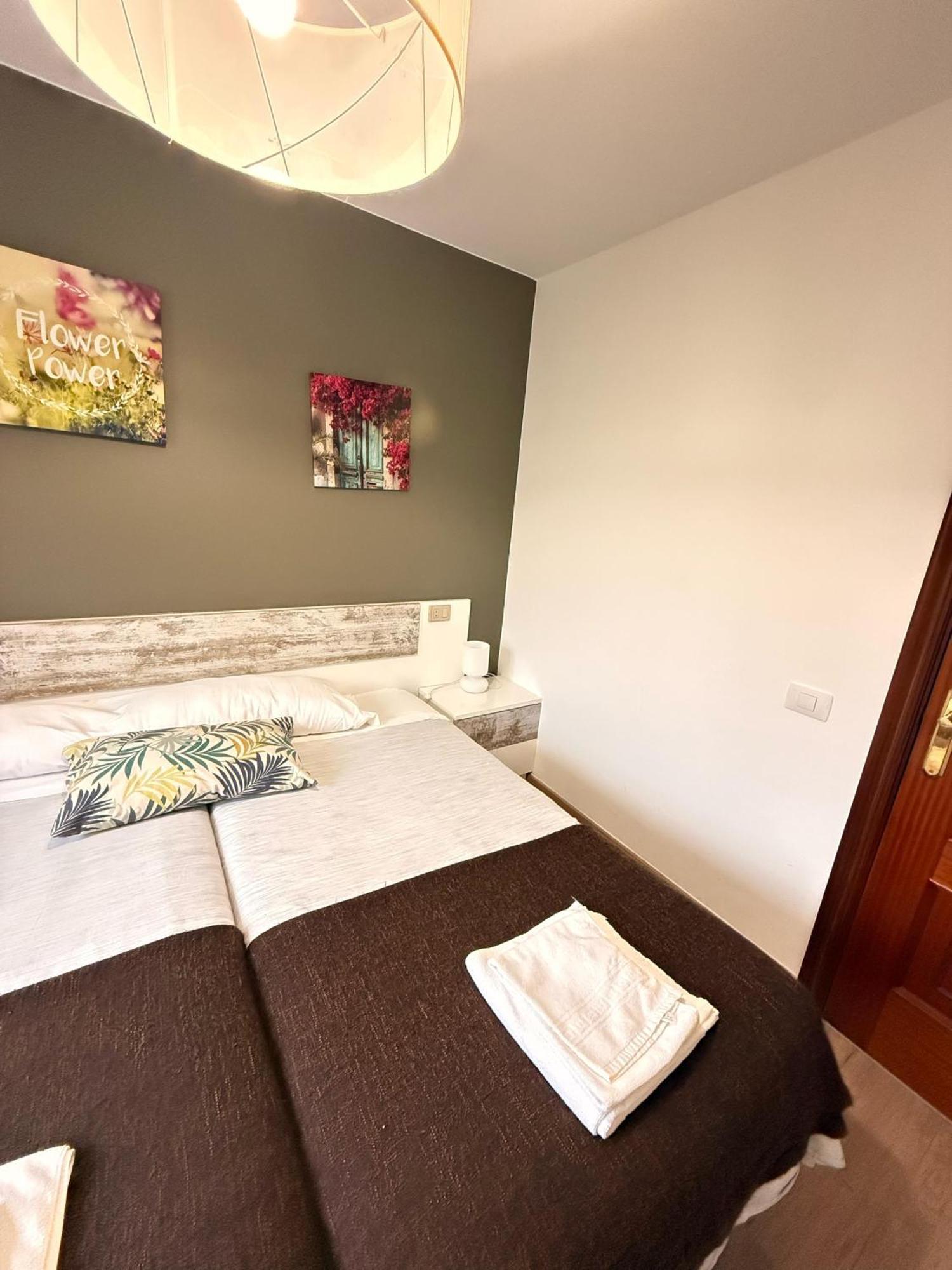 Apartamentos Portolux Portomarin Buitenkant foto